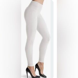 ASSETS Red Hot Label by SPANX Leggings
